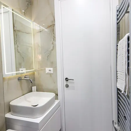 N Center By Noshi 4*