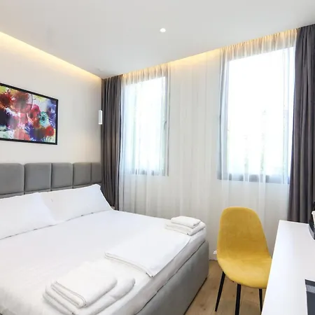 N Center By Noshi Hotel