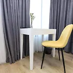 N Center By Noshi Hotell Tirana
