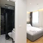 N Center By Noshi Hotell 4*