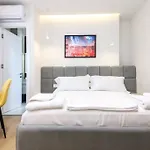 N Center By Noshi Hotell Tirana