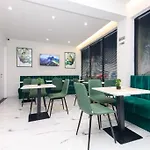 Hotell N Center By Noshi 4*