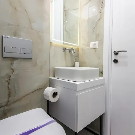 N Center By Noshi Otel 4*