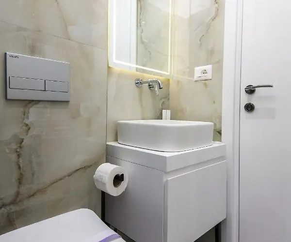 N Center By Noshi Hotel 4*