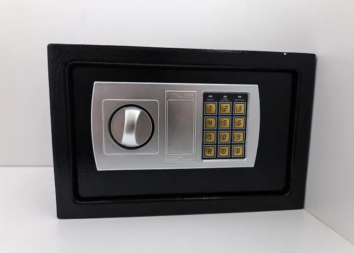 Hotel N Center By Noshi Tirana