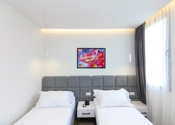 N Center By Noshi Hotel Tirana